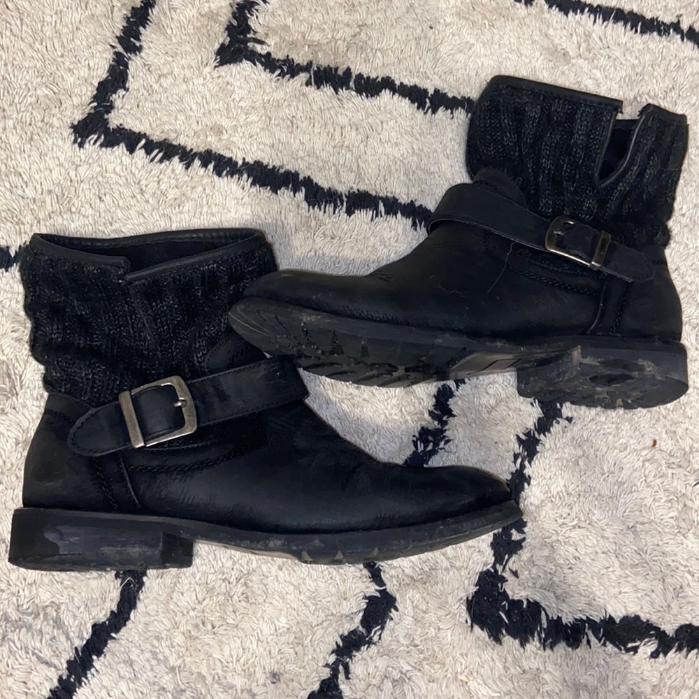 3/$30✨ Madden girl boots